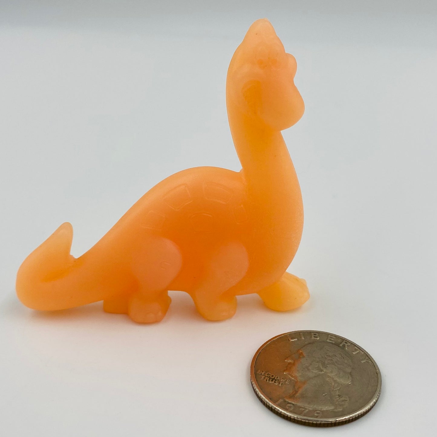 Post Fruity Pebbles The Flintstones Brachiosaurus Color Changing Dinosaur (1995) loose
