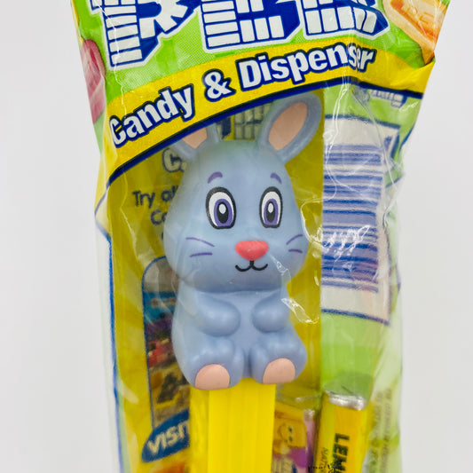 Easter Bunny (gray/sitting) PEZ dispenser (2019) bagged 7.5 Hungary