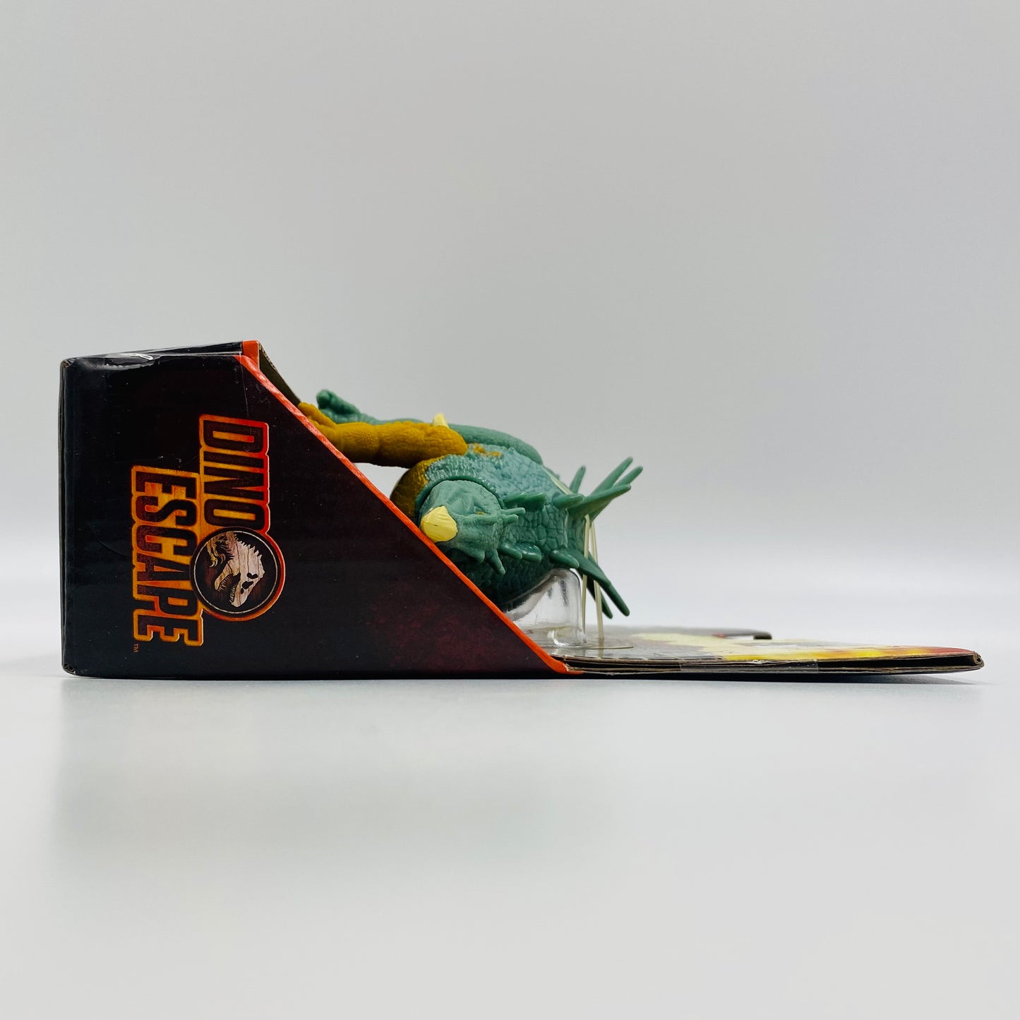 Jurassic World Dino Escape Fierce Force Chialingosaurus carded action figure (2021) Mattel