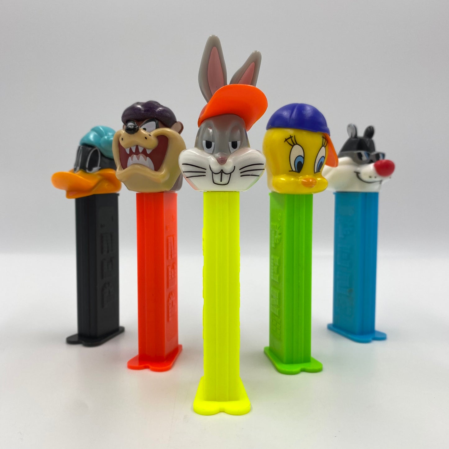 Looney Tunes “Cool” set of 5 PEZ dispensers (1999) loose