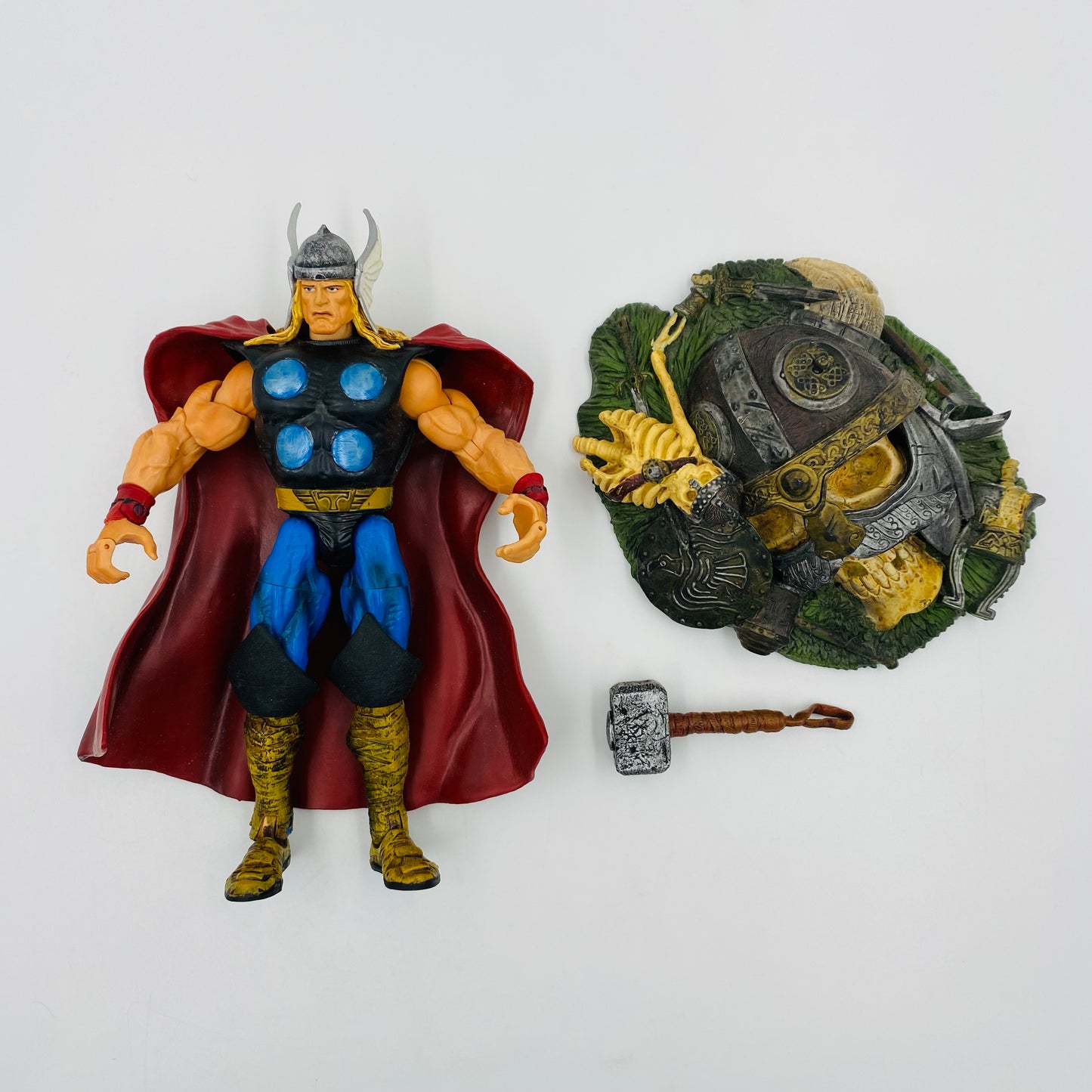 Marvel Legends Series 3 Thor loose 6” action figure (2002) Toy Biz