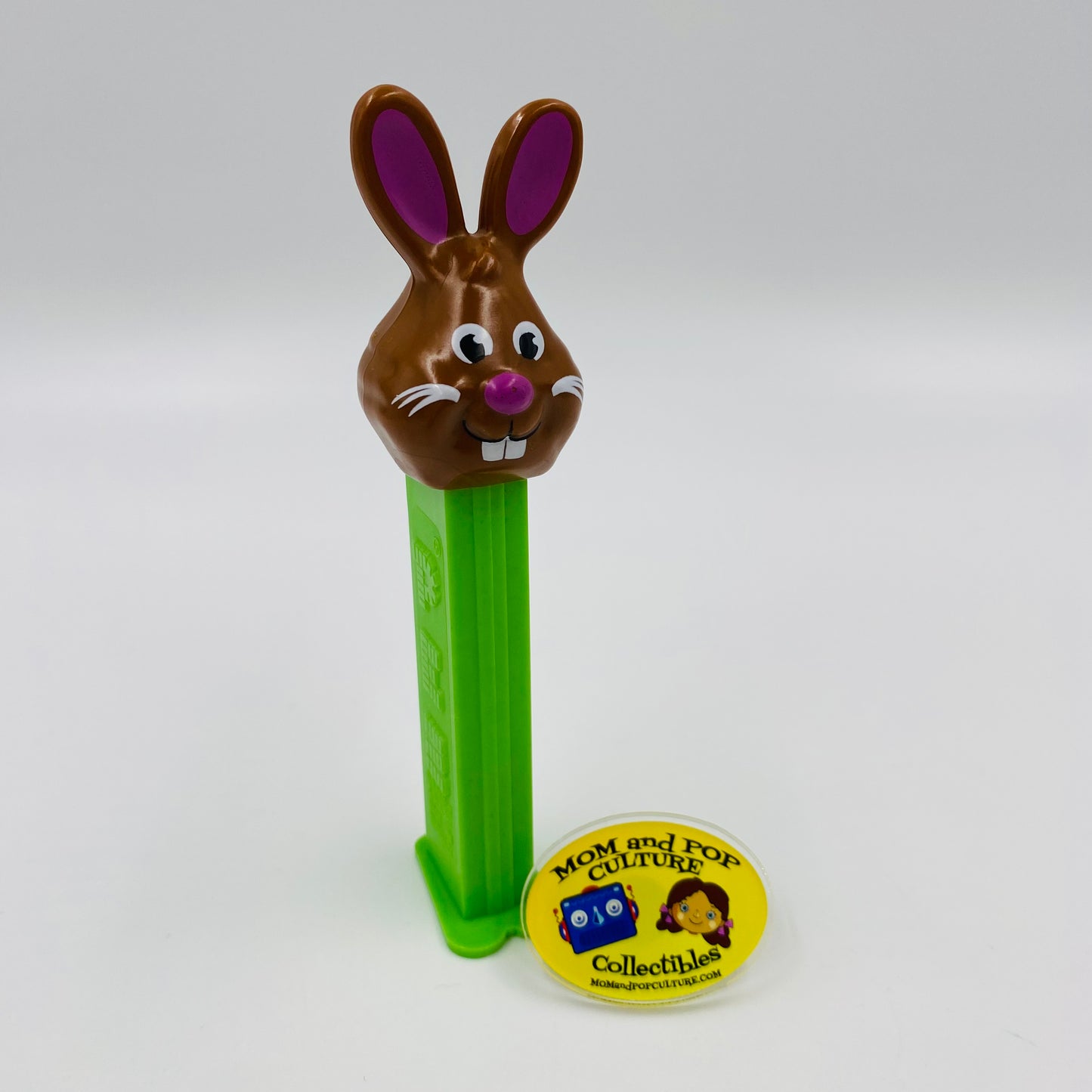 Easter Bunny (brown) green stem PEZ dispenser (2011) loose 5.9 Hungary