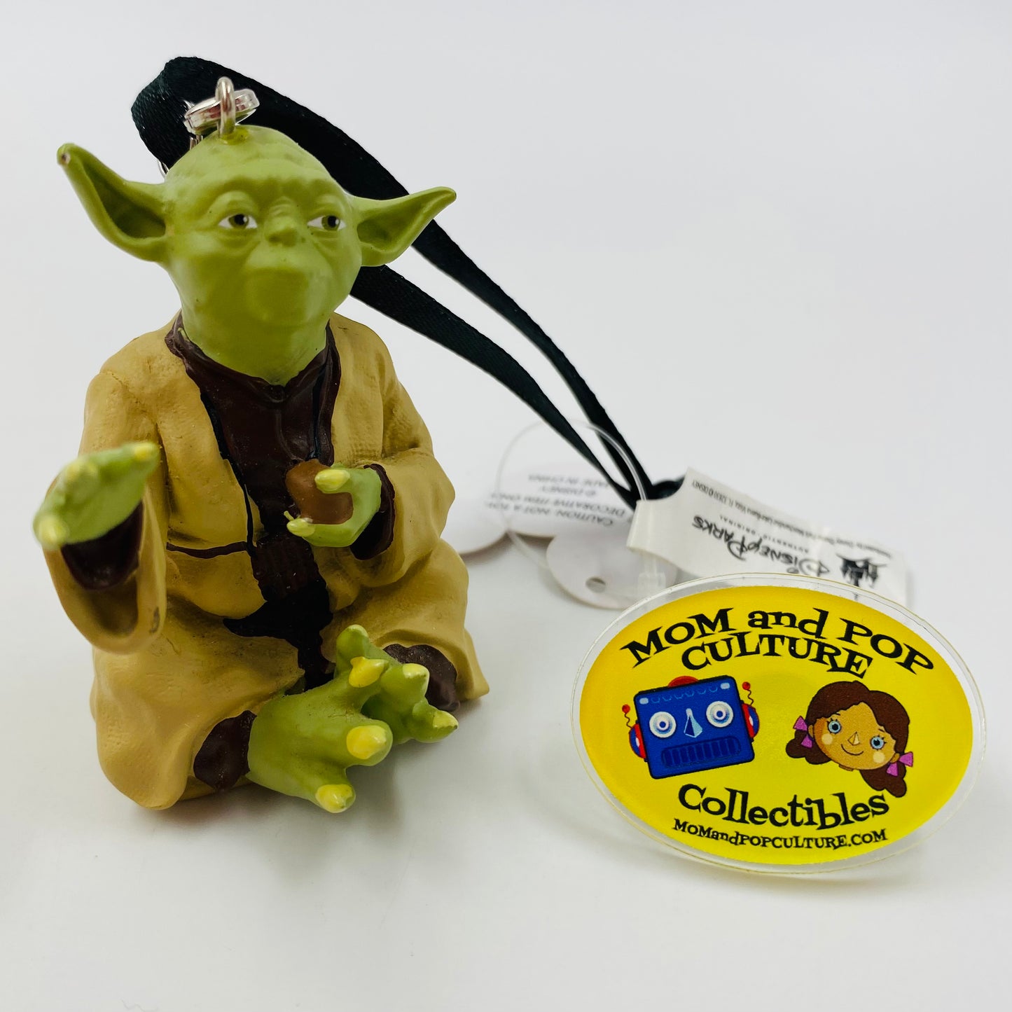 Star Wars Yoda 2.5” holiday ornament Disney Parks