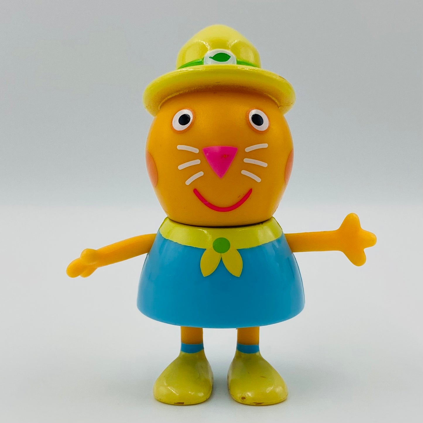 Peppa Pig Candy Cat (camper) loose 3” mini figure (2021) Hasbro