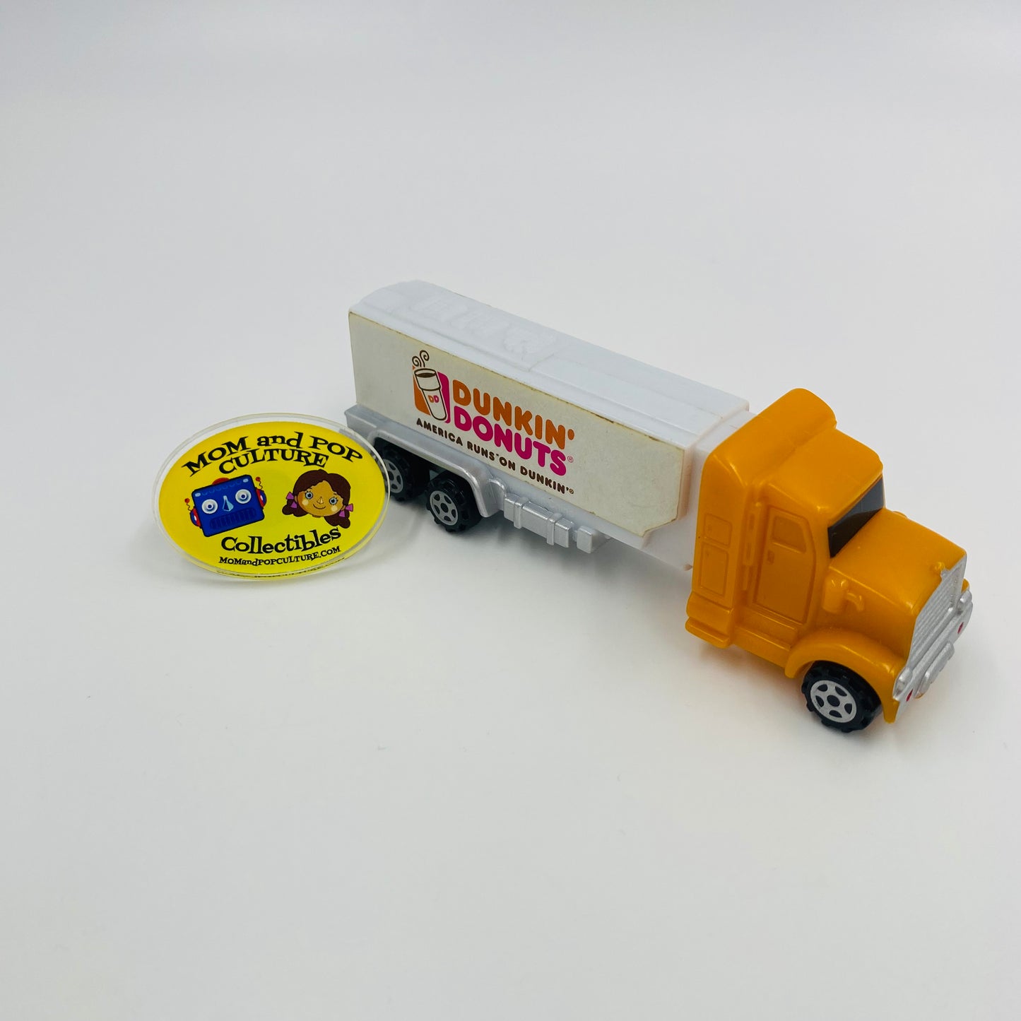 PEZ Trucks Dunkin' Donuts Truck PEZ dispenser (2016) loose 5.9 China