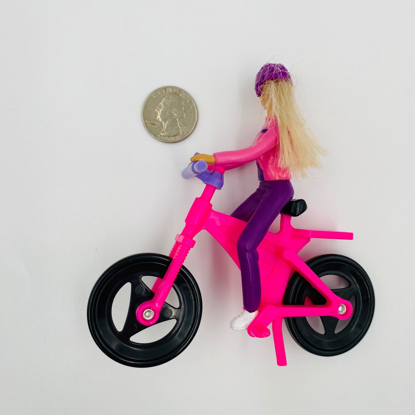 Barbie Bicycling Barbie McDonald's Happy Meal toy figurine (2000) loose