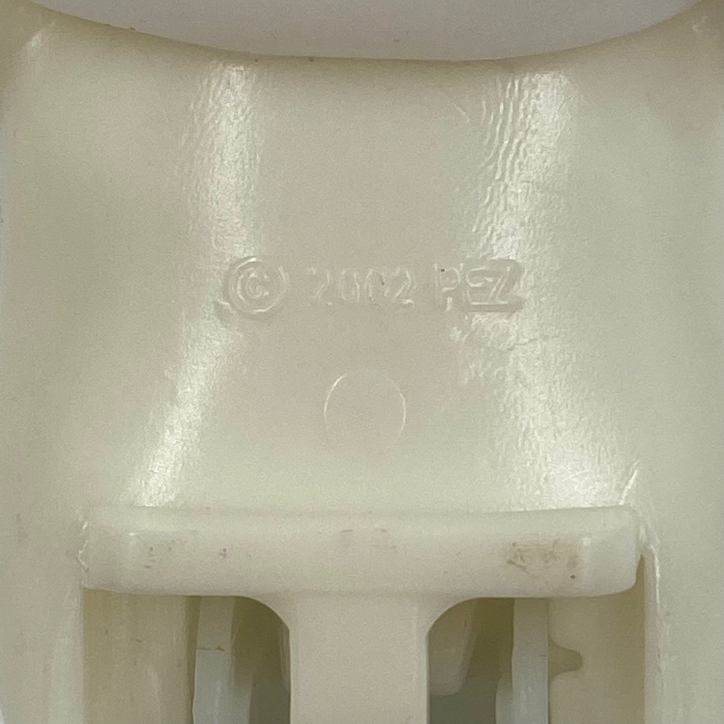 Christmas Winter Polar Bear with Santa hat PEZ dispenser (2002) loose 4.9 Hungary