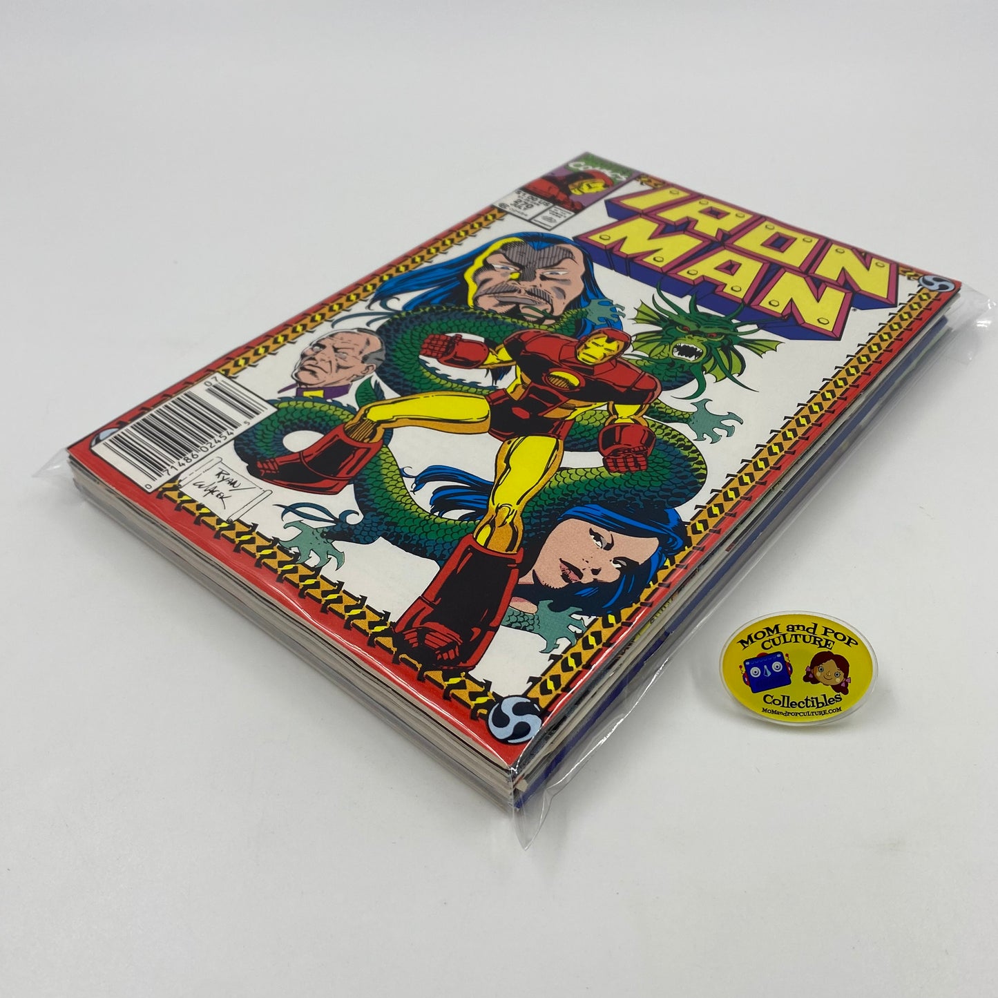 M&PC Marvel Comic Book FUN PACK: Iron Man VS Mandarin