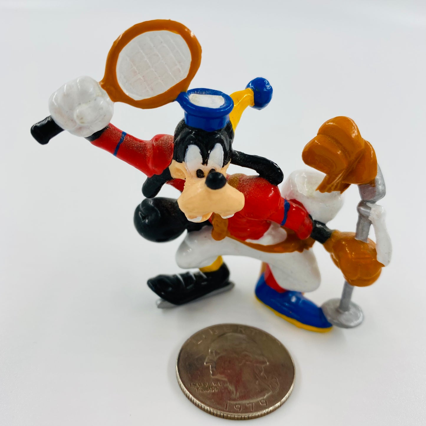 Disney Goofy (sports) PVC figurine (1990’s) Applause