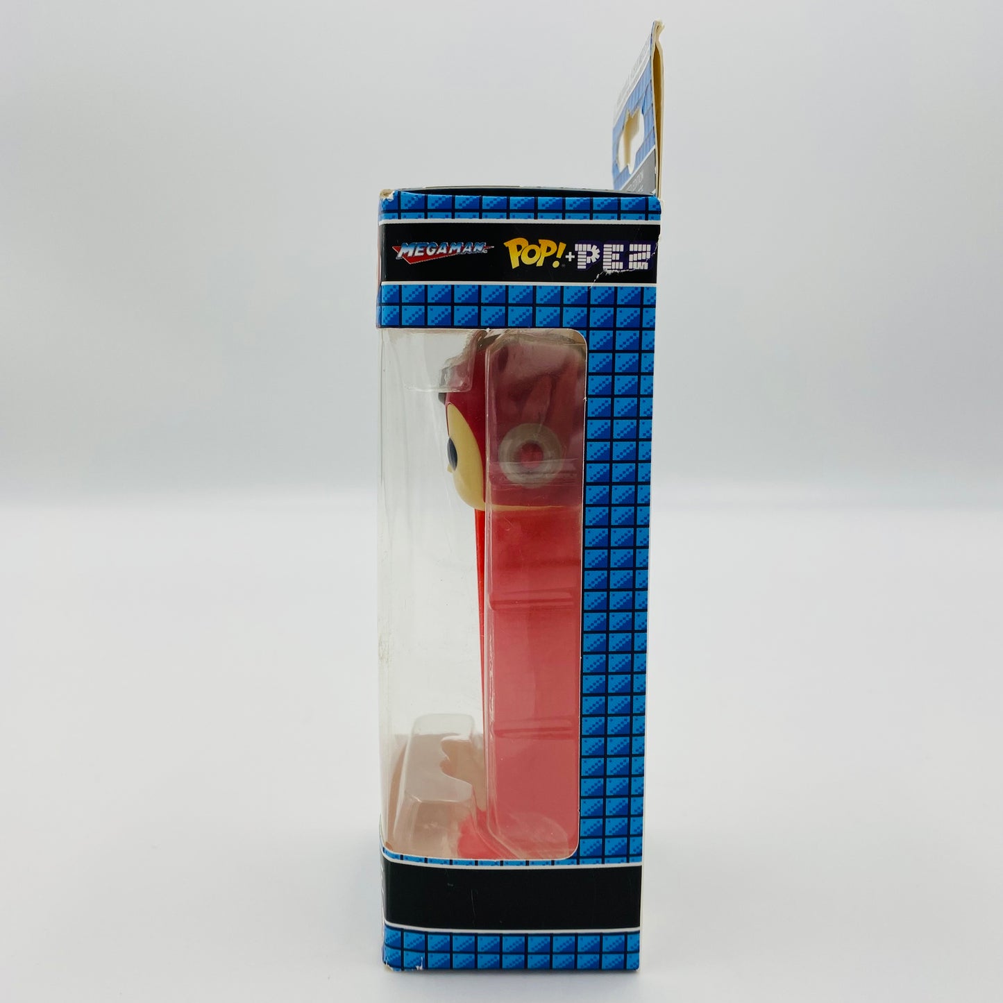 Mega Man Magnet Missle Pop! + PEZ dispenser (2018) boxed