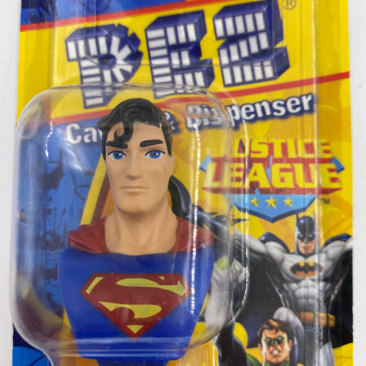 DC Superman PEZ dispenser (2011) carded