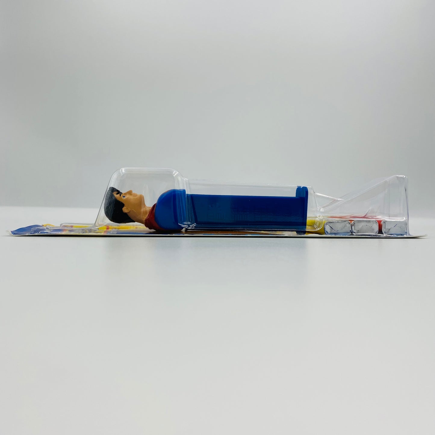 DC Justice League Superman PEZ dispenser (2011) carded