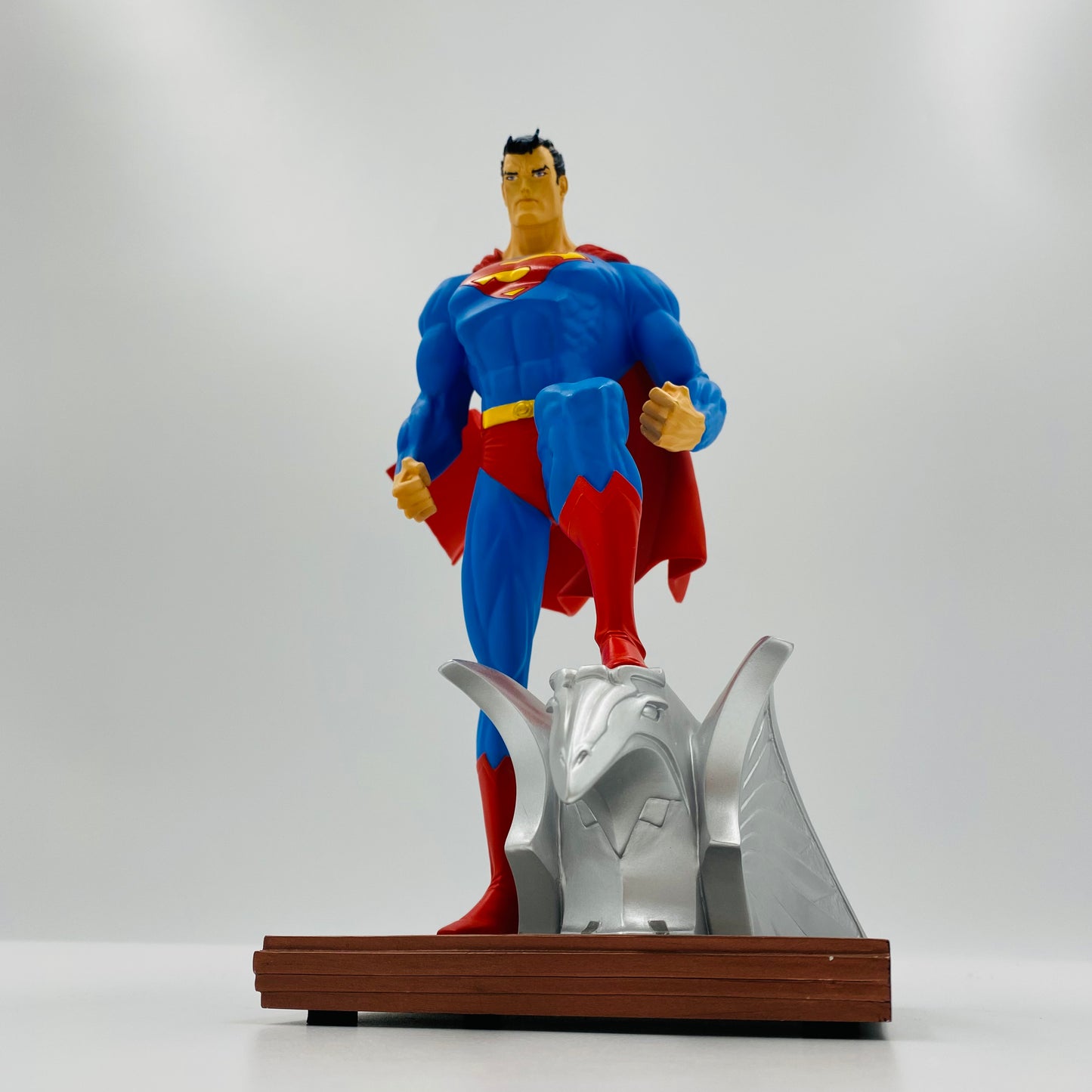 Superman Jim Lee statue (2004) DC Direct