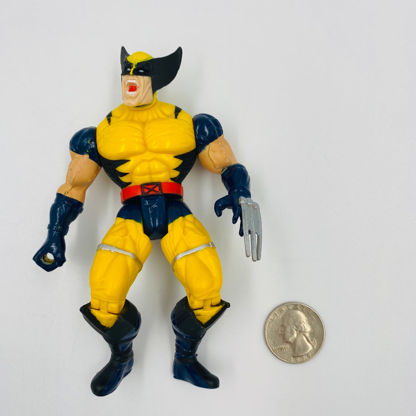 X-Men Classics Wolverine with light up plasma weapon loose 5" action figure (1996) Toy Biz