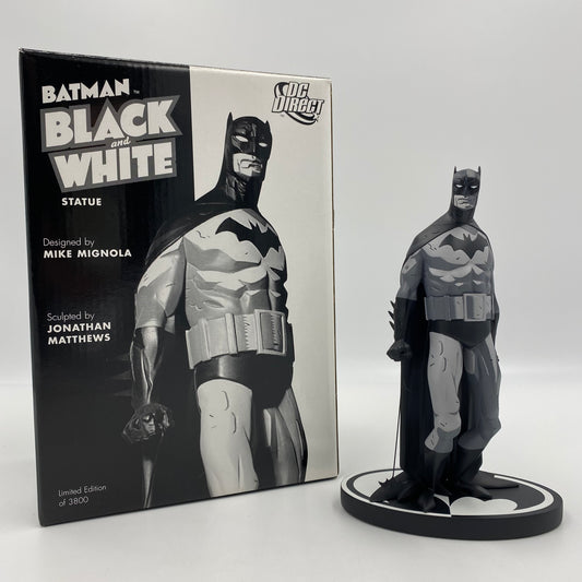 Batman Black & White Mike Mignola 1st edition statue (2006) DC Direct