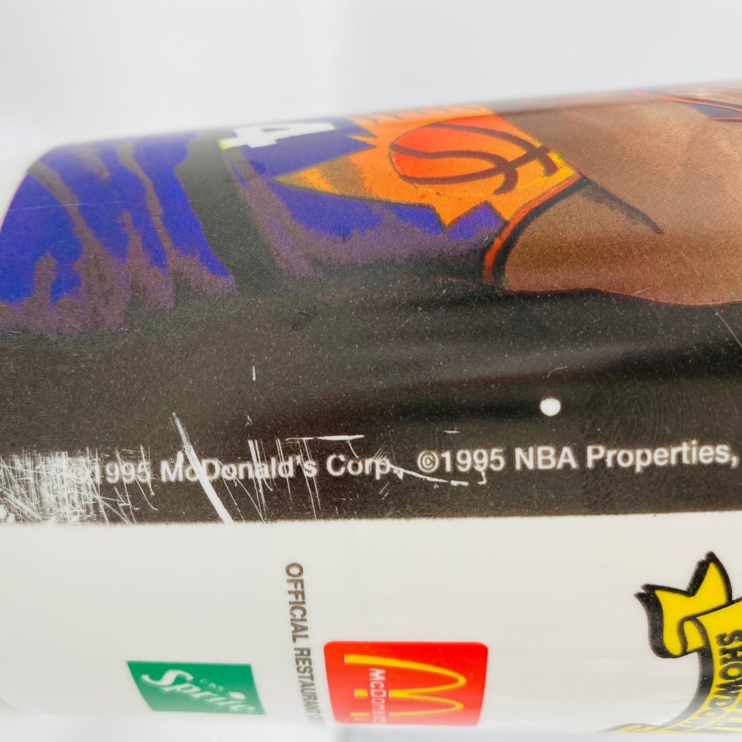 NBA Looney Tunes All-Star Showdown Charles Barkley & Tasmanian Devil 32oz plastic cup (1995) McDonald's