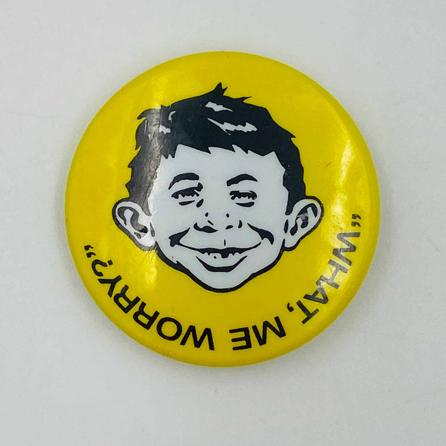 MAD Magazine Alfred E. Newman “What Me Worry?” pinback button (1993)