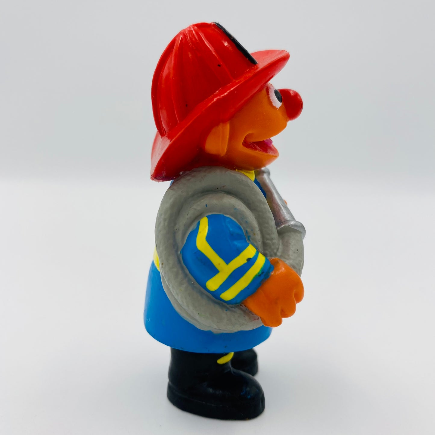 Sesame Street: Ernie firefighter loose figurine (1988) Applause