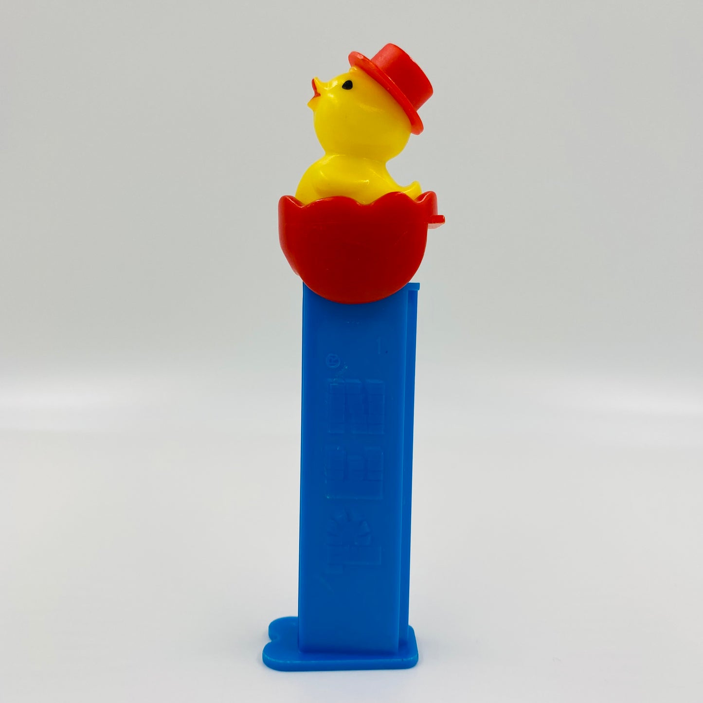 Easter Chick in Red Egg PEZ dispenser (1999) loose 4.9 Hungary