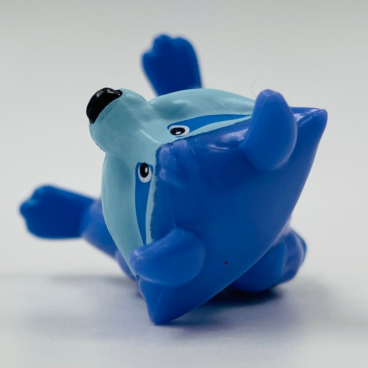 Disney Princess Pastel Collection Meeko 1.75” figurine (2021) Hasbro