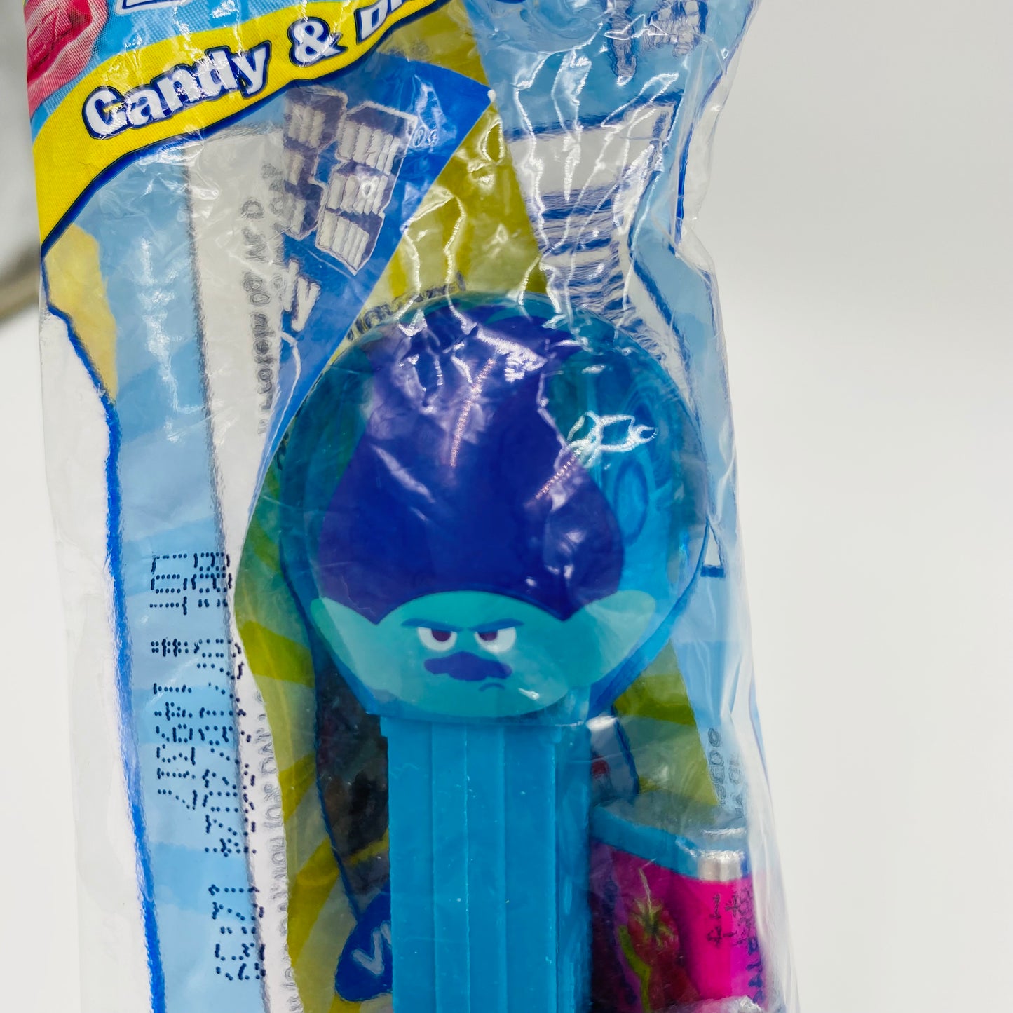Trolls Emoji Branch PEZ dispenser (2018) bagged