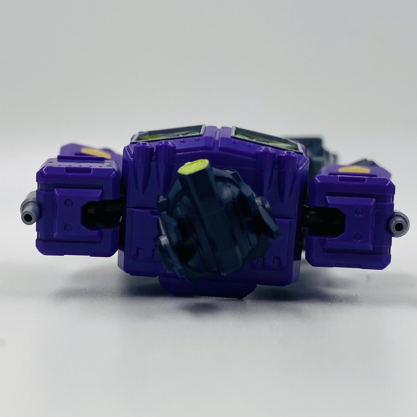 Transformers Galaxy Version 02 Optimus Prime (IDW Shattered Glass) loose 4” action figure (2024) Blokees
