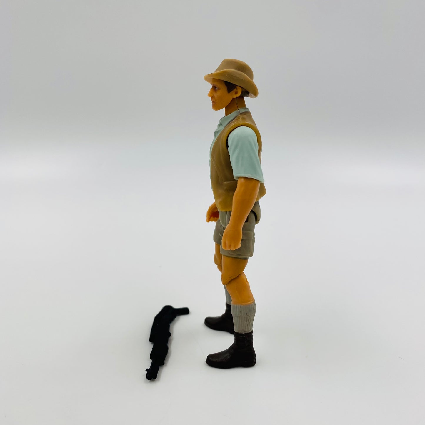 Jurassic World Legacy Collection Dr. Robert Muldoon loose 3.75” action figure (2018) Mattel