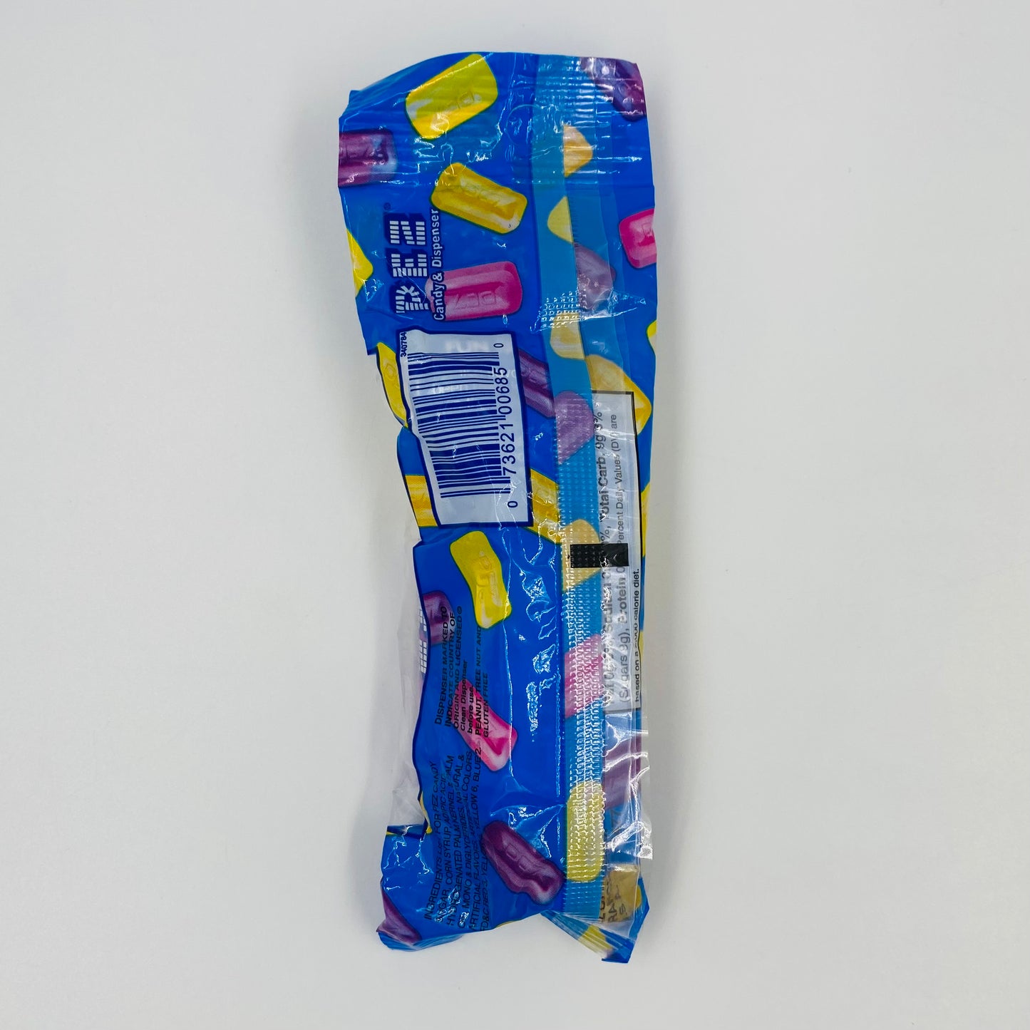PEZemojis Kissing PEZ dispenser (2015) bagged 7.5 Hungary
