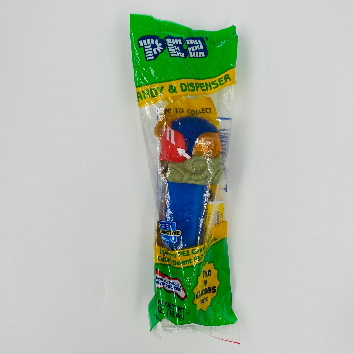 Emergency Heroes Pete the Pilot PEZ dispenser (2003) bagged 5.9 China green cello