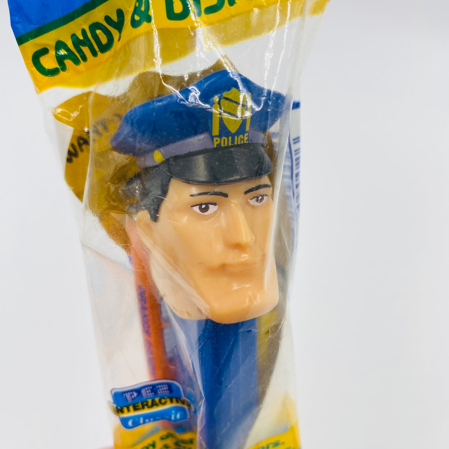 Emergency Heroes Pat the Policeman PEZ dispenser (2003) bagged 4.9 Hungary blue cello
