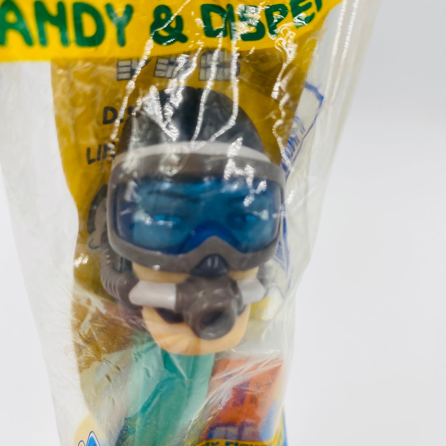 Emergency Heroes Dave the Diver PEZ dispenser (2003) bagged 5.9 China blue cello