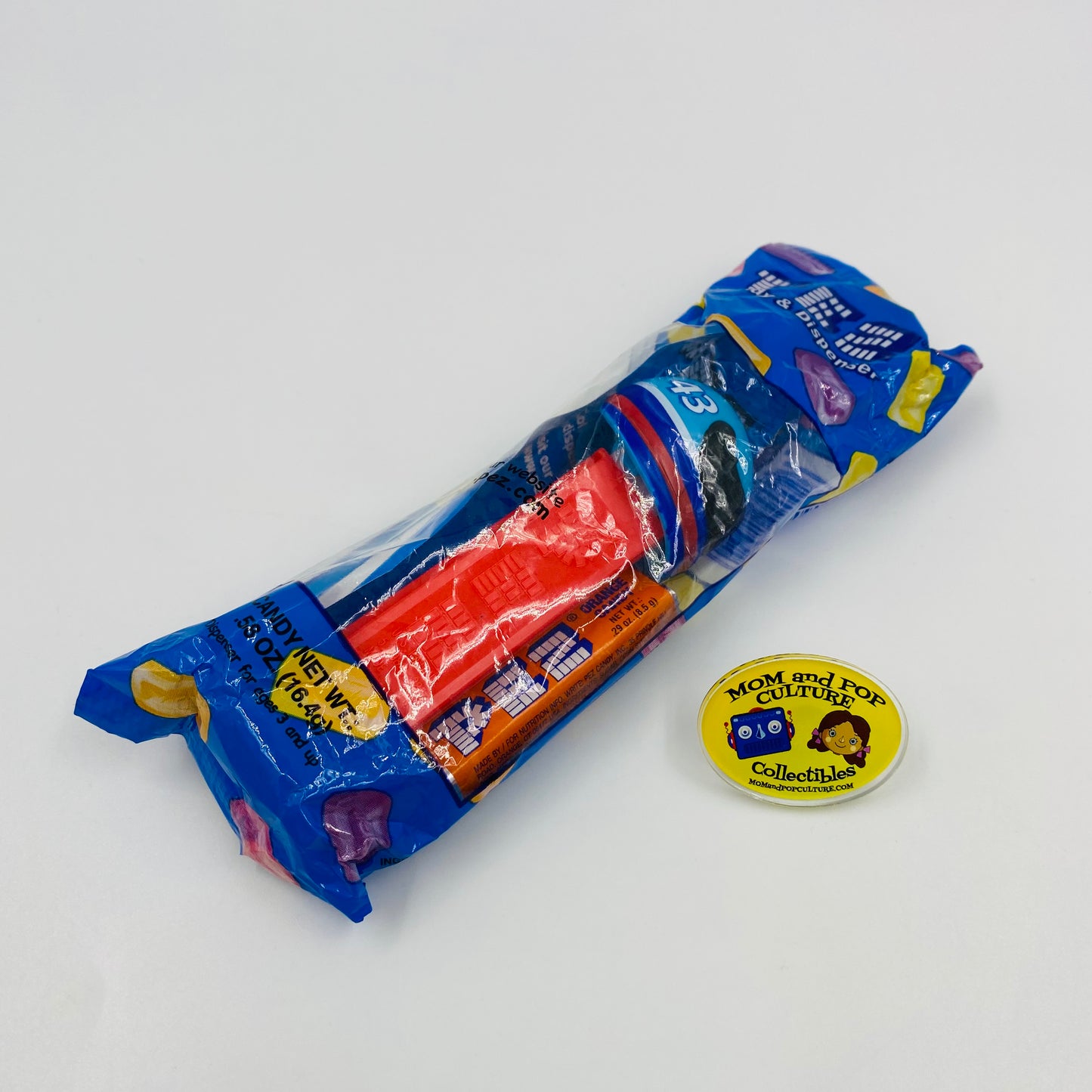 NASCAR Richard Petty Helmet PEZ dispenser (2005) bagged 5.9 China