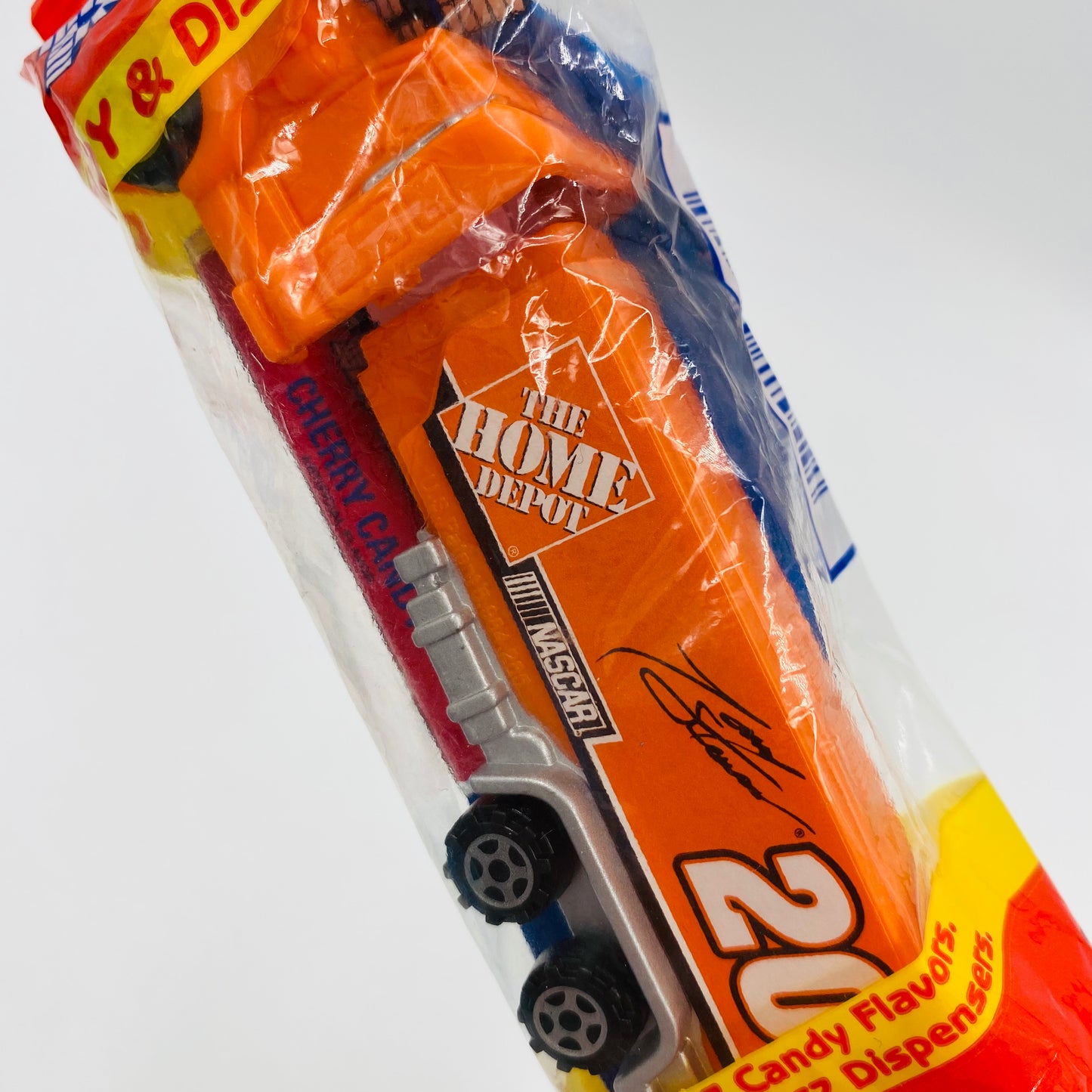 NASCAR Tony Stewart Hauler PEZ dispenser (2007) bagged red cello