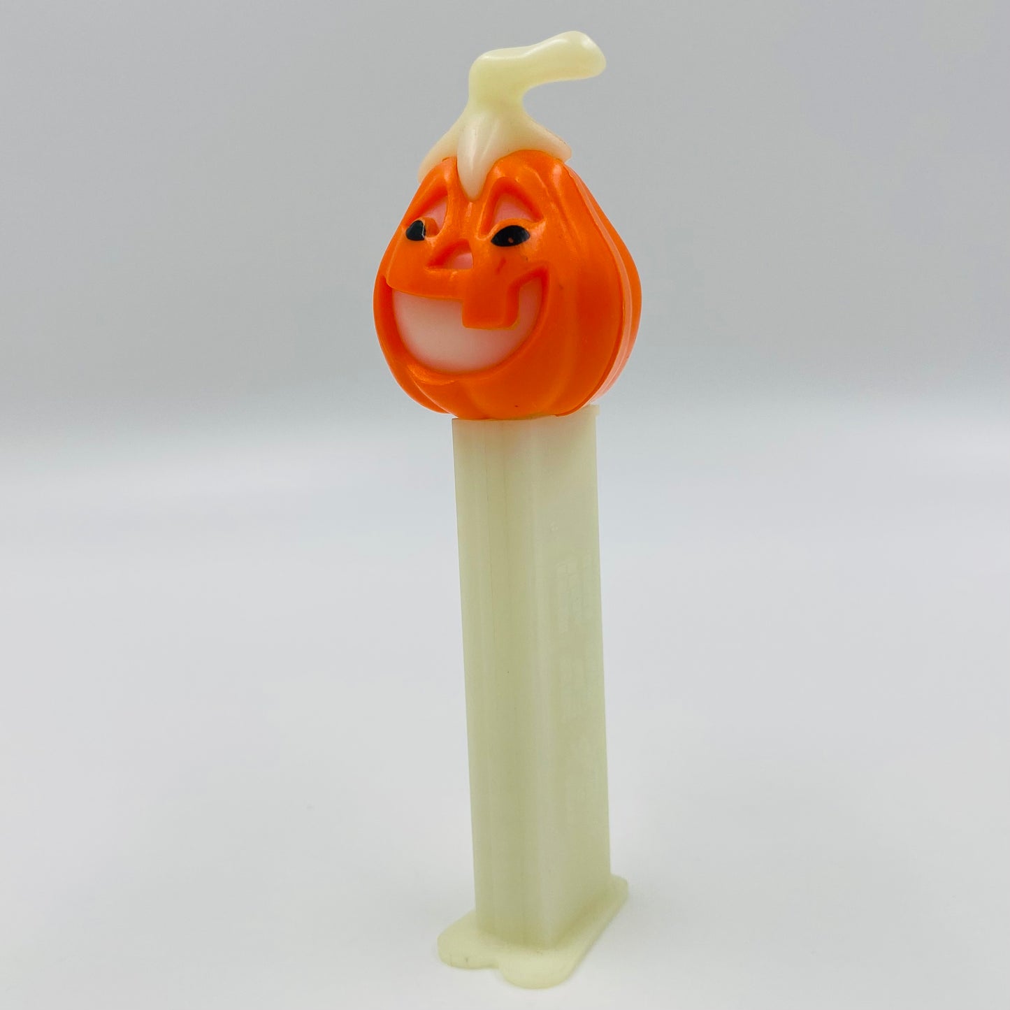 Halloween Glow in the Dark Jack O Lantern PEZ dispenser (2003) loose 5.9 Hungary