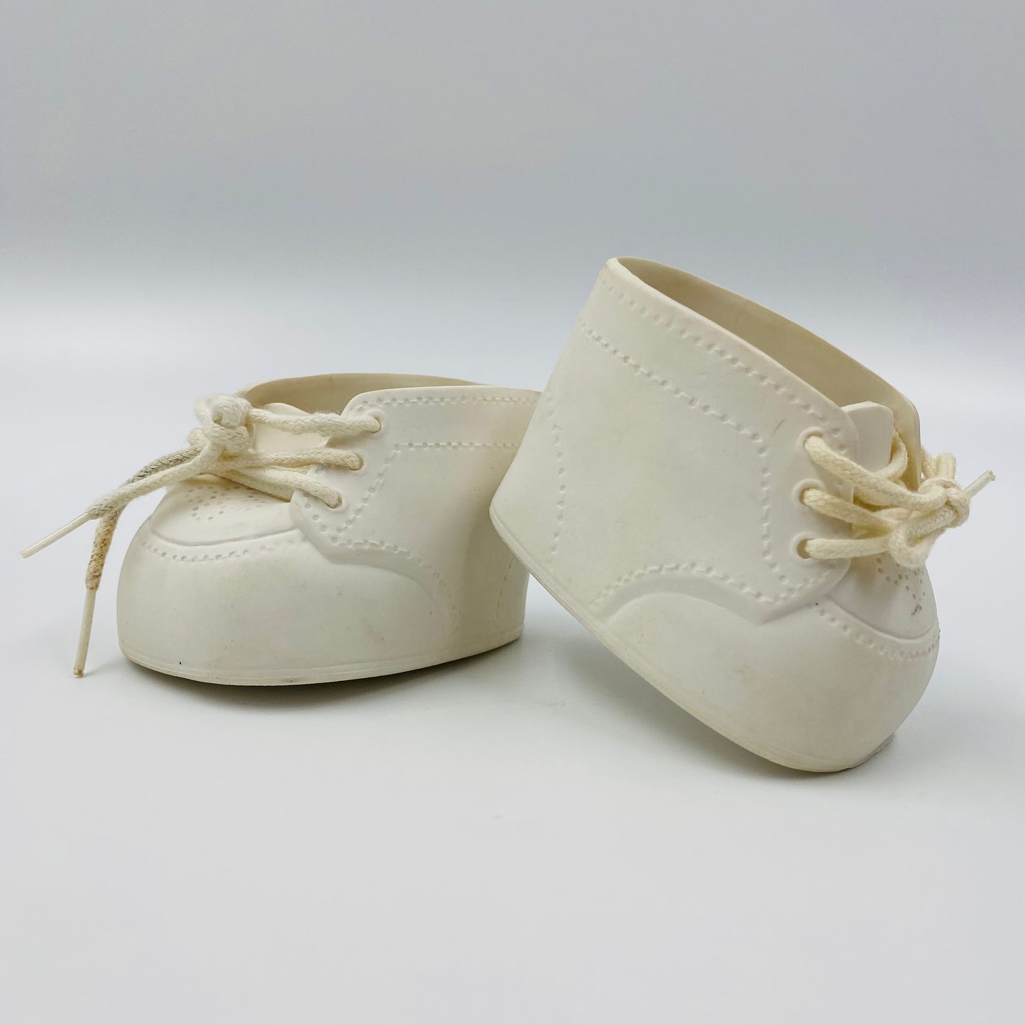 Cabbage Patch Kids white Oxford lace up shoes (1980’s) Coleco