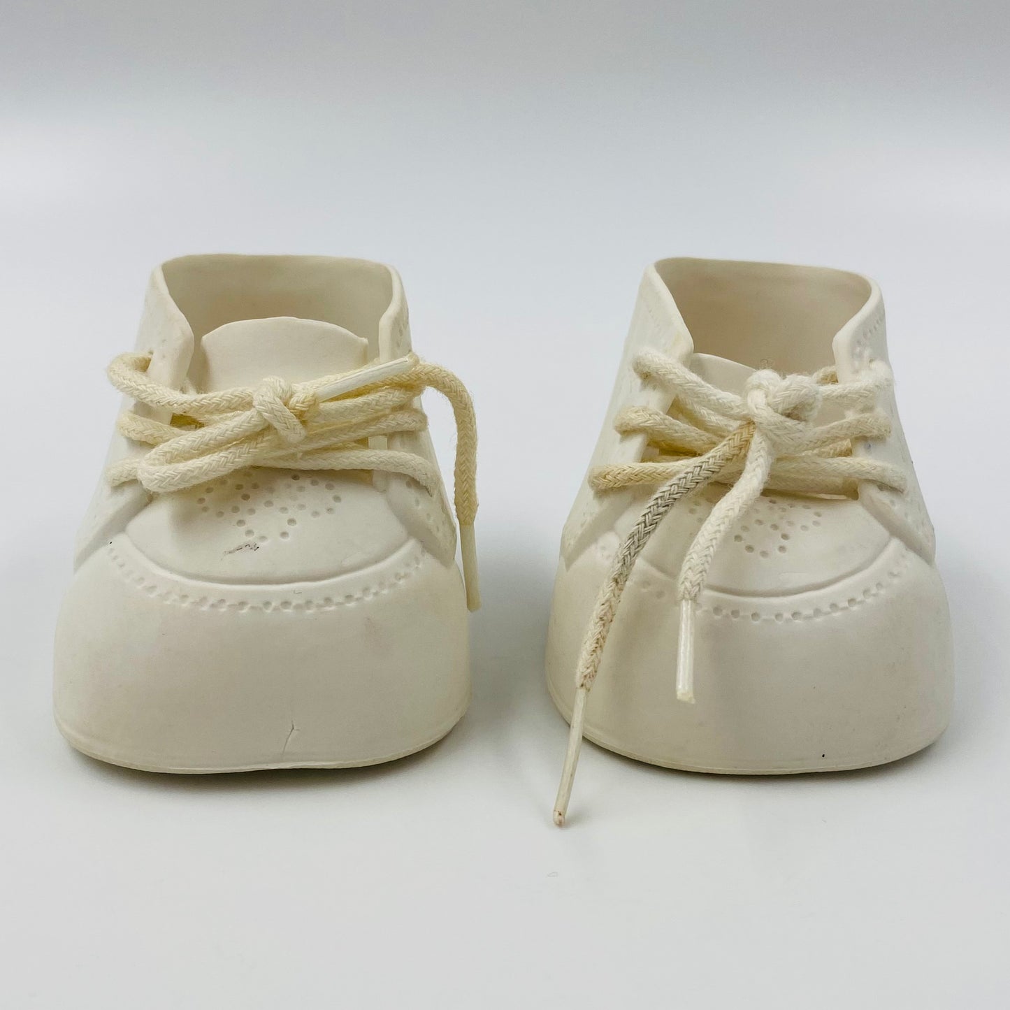Cabbage Patch Kids white Oxford lace up shoes (1980’s) Coleco