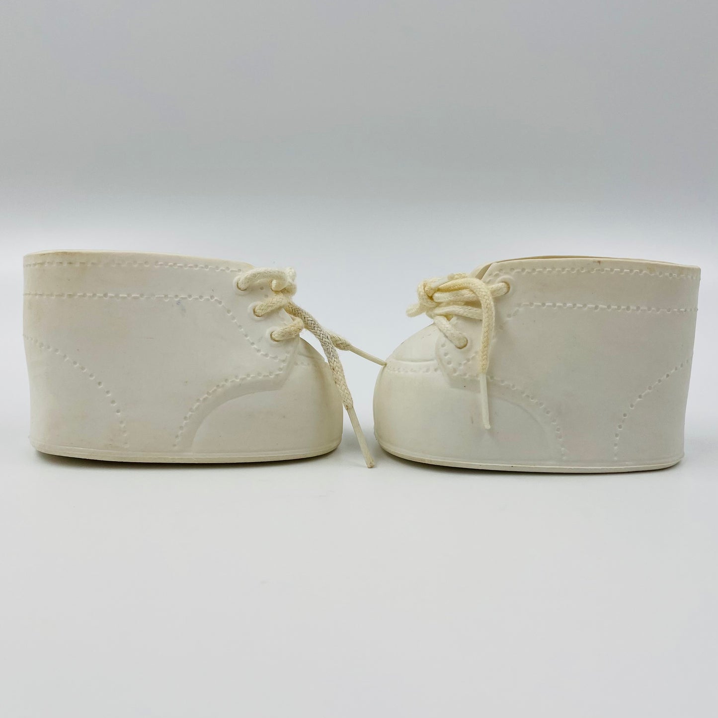 Cabbage Patch Kids white Oxford lace up shoes (1980’s) Coleco