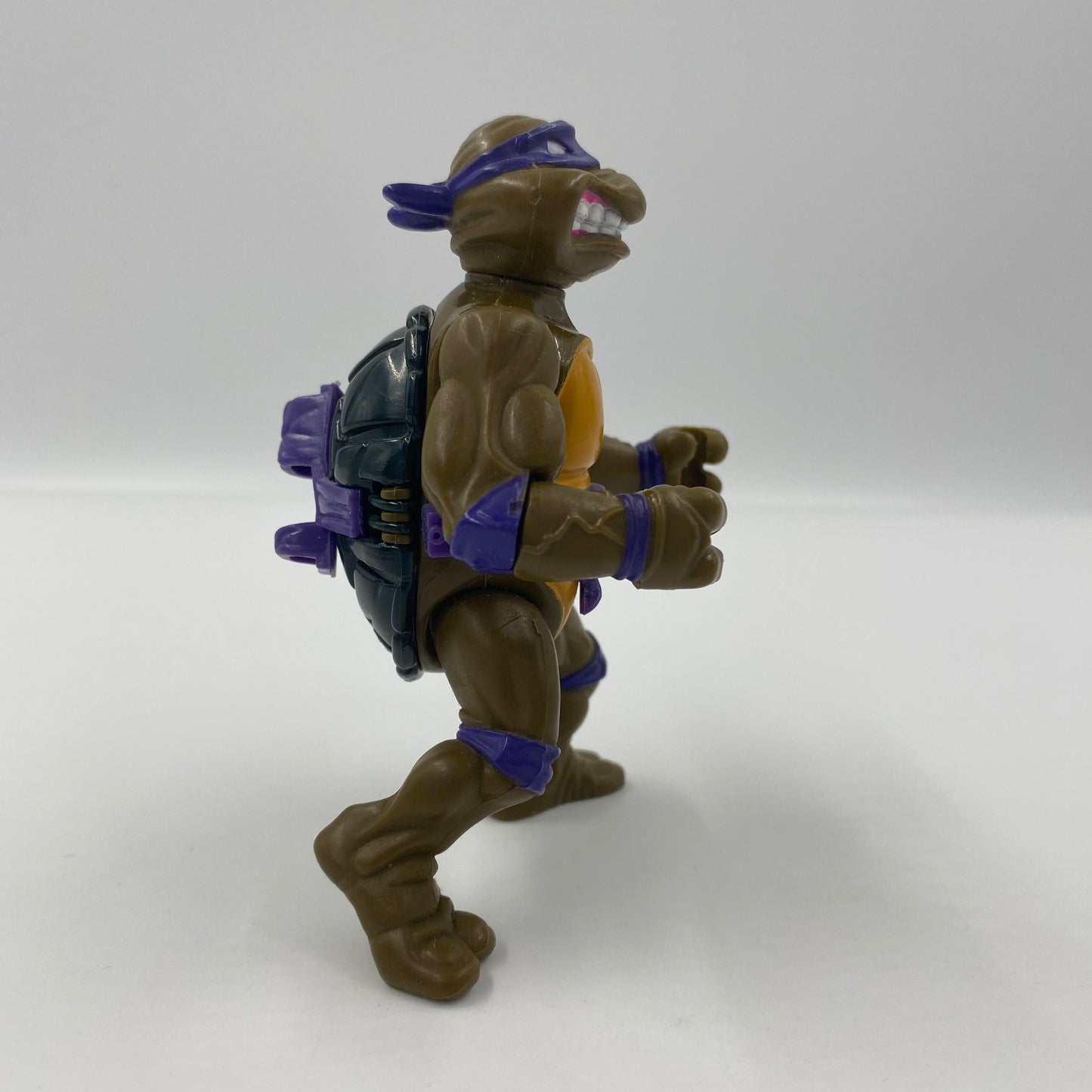 Teenage Mutant Ninja Turtles Donatello With Storage Shell loose 4” action figure (1990) Playmates