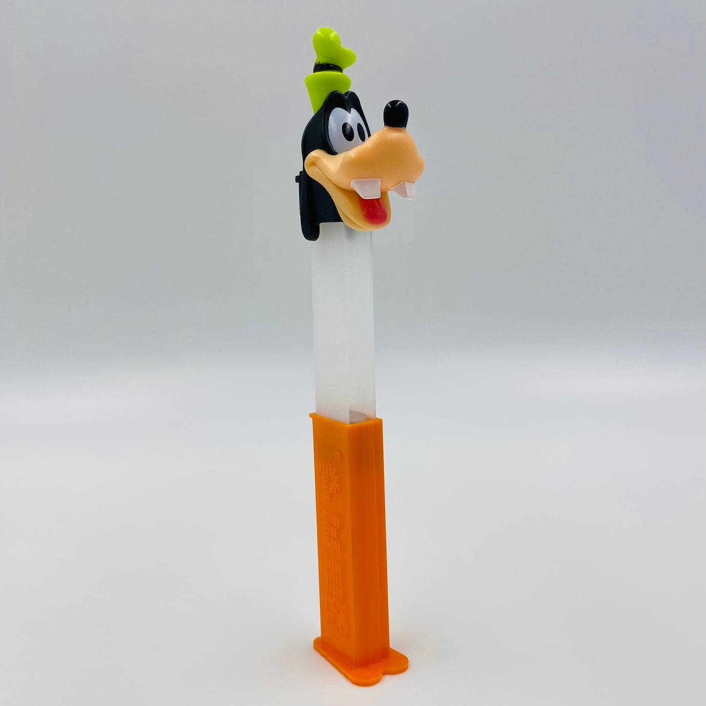 Disney Mickey Mouse & Friends Goofy PEZ dispenser (2009) loose 5.9 China