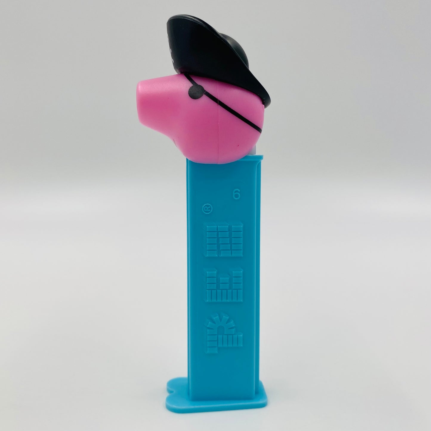 Peppa Pig George Pig (pirate) PEZ dispenser (2020) loose 7.5 China