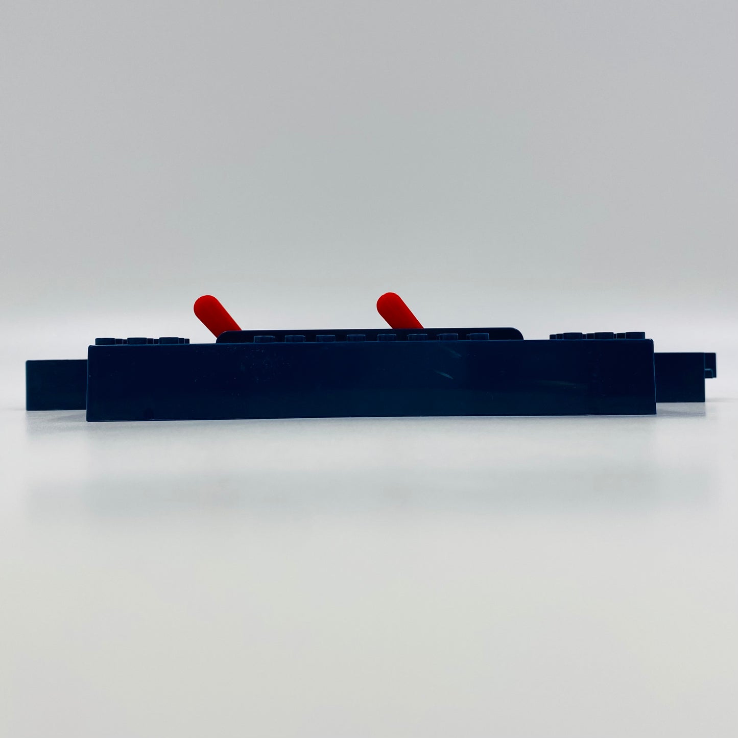 Tomytrain stop and return engine shed base railroad track piece (1989) Tomy