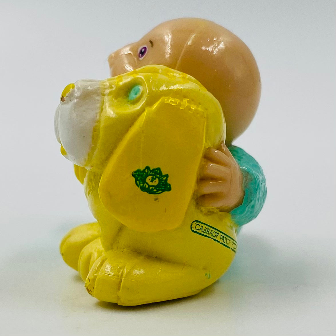 Cabbage Patch Kids green pajamas/yellow puppy loose PVC figurine (1984) Panosh Place