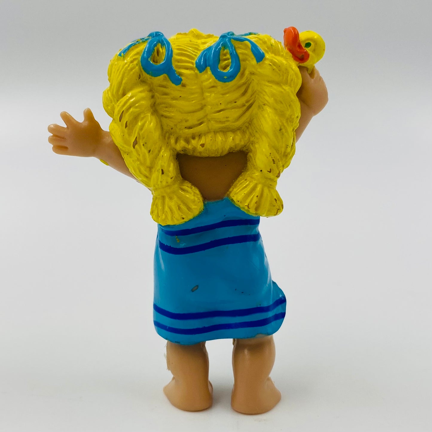 Cabbage Patch Kids blonde hair/blue towel loose PVC figurine (1984) Panosh Place