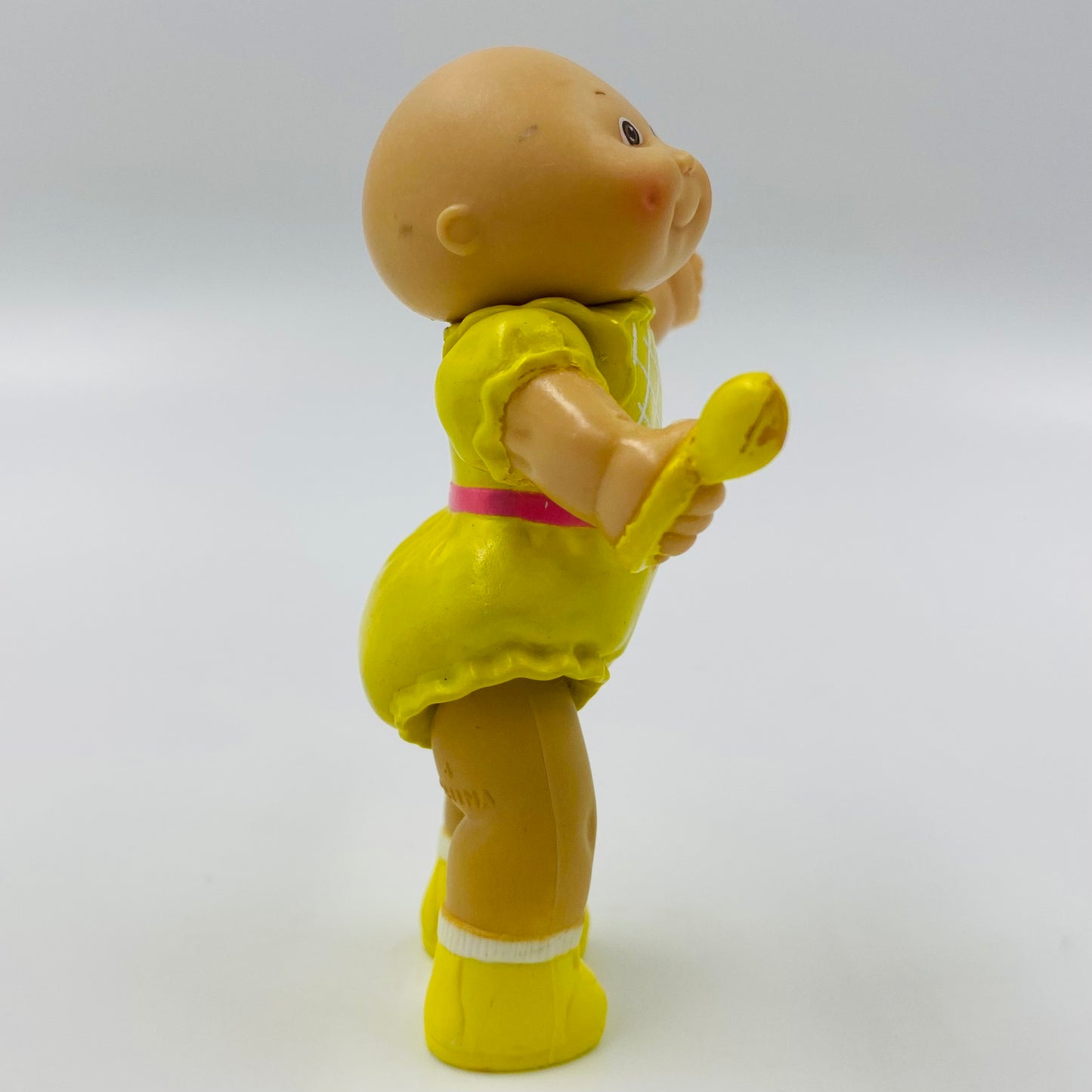 Cabbage Patch Kids yellow onesie/yellow spoon loose 3.5” poseable figure (1984) Panosh Place