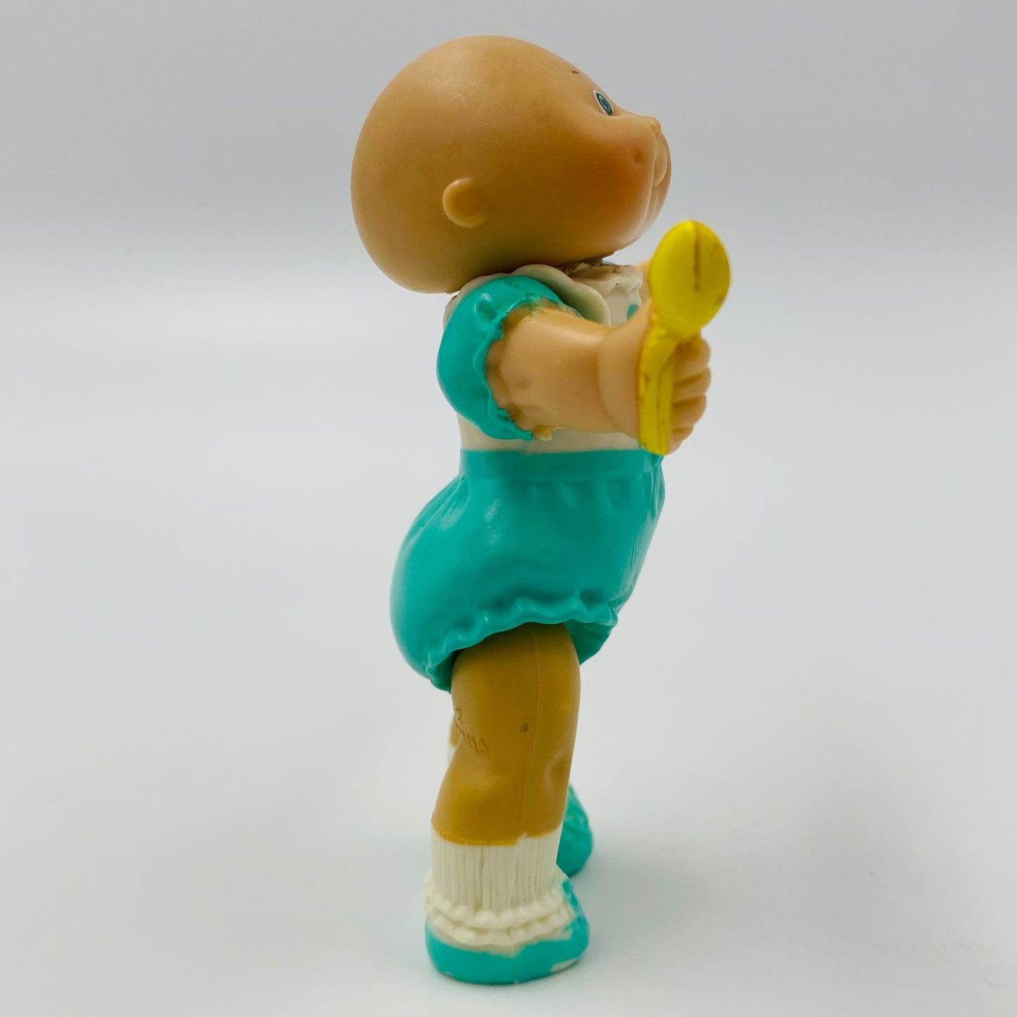 Cabbage Patch Kids turquoise onesie with balloons/yellow spoon loose 3.5” poseable figure (1984) Panosh Place