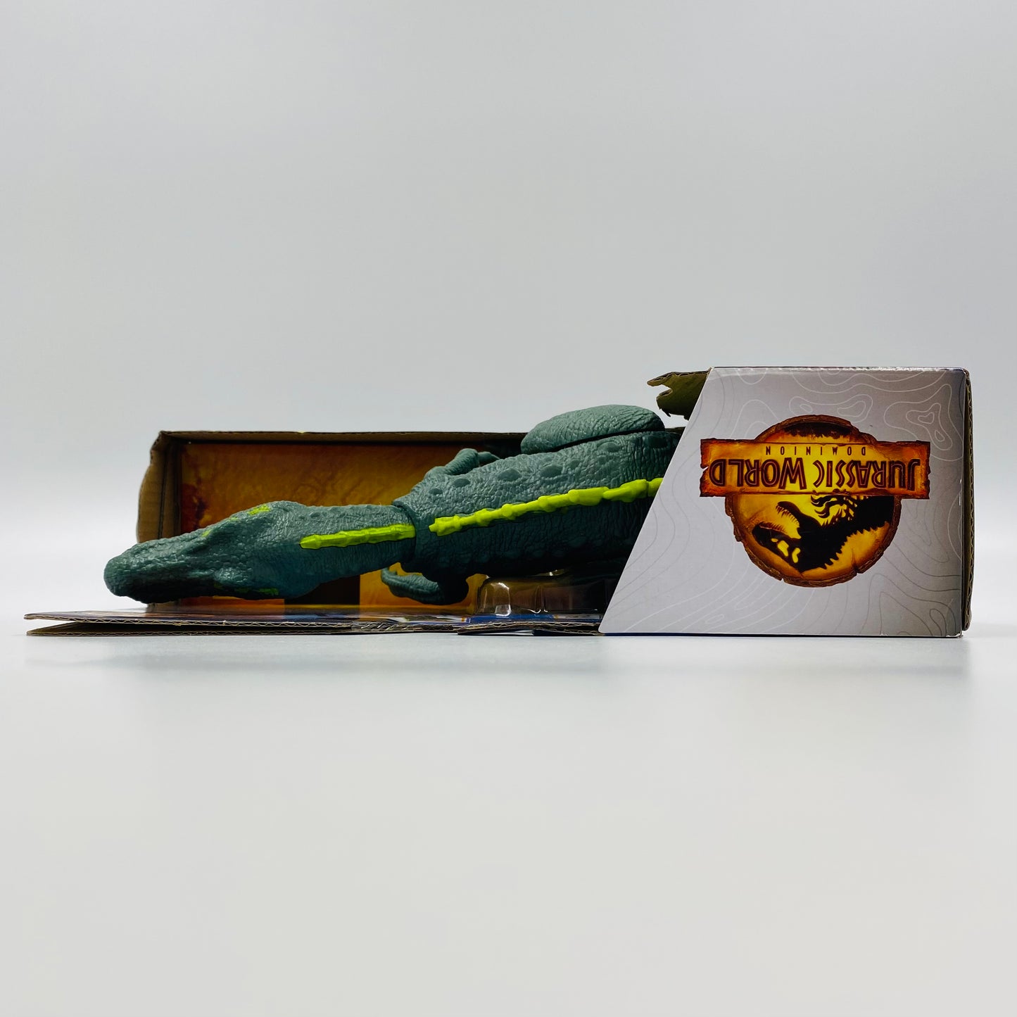 Jurassic World Dominion Roar Strikers Ichthyovenator carded action figure (2022) Mattel