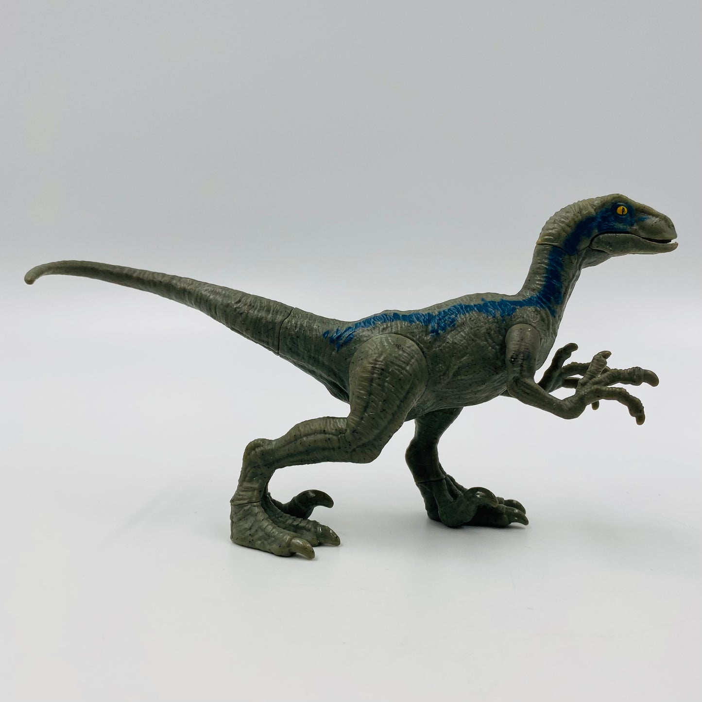 Jurassic World Attack Pack Velociraptor “Blue” loose action figure (2018) Hasbro