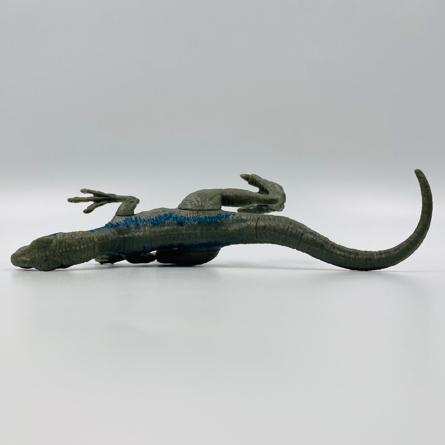 Jurassic World Attack Pack Velociraptor “Blue” loose action figure (2018) Hasbro