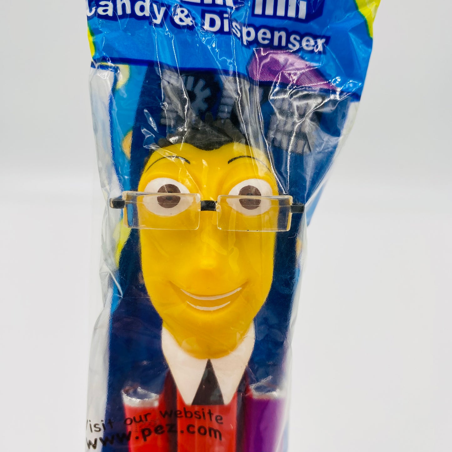 Bee Movie Adam Flayman PEZ dispenser (2007) bagged 5.9 Hungary