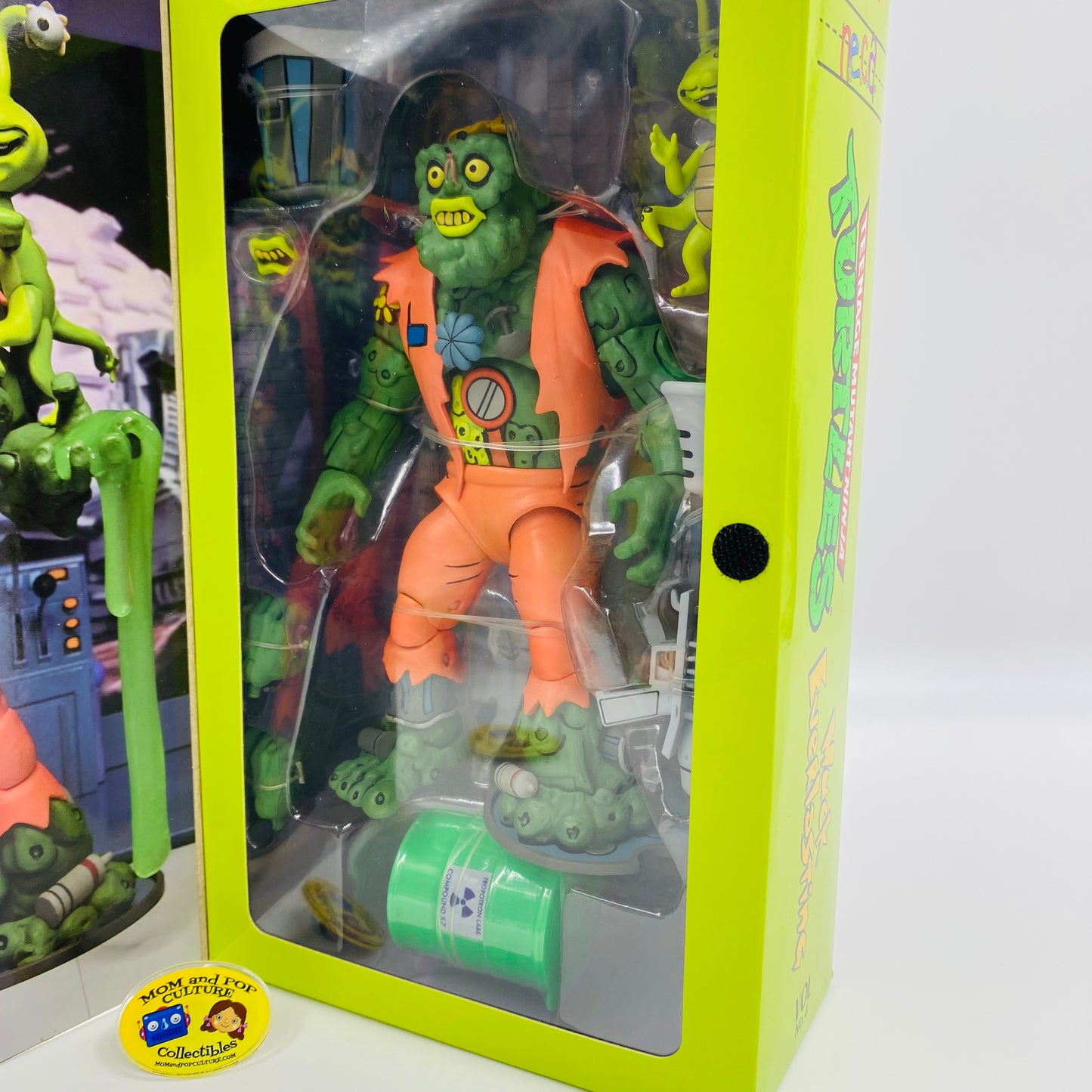 Teenage Mutant Ninja Turtles Muckman & Joe Eyeball boxed action figures (2021) NECA